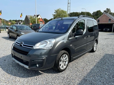 Citroën Berlingo 1.2 PureTech * navi-Carplay-A/C * 12m gara