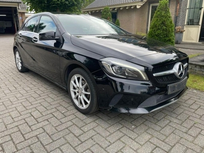 Mercedes A 180 d URBAN NAVI LED PDC