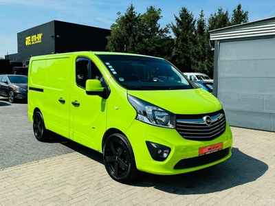 Opel vivaro 140pk lichtevracht 1ste eigenaar Camera