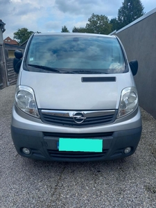 Opel vivaro 3zit 2.0cdti