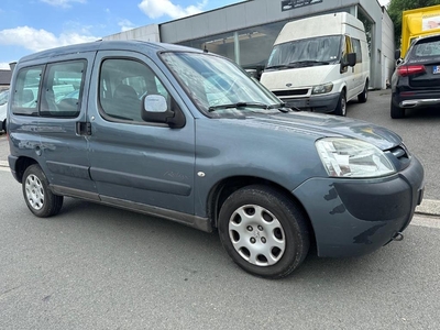 Peugeot partner 1.6HDI airco Euro 4 gekeurd voor verkoop