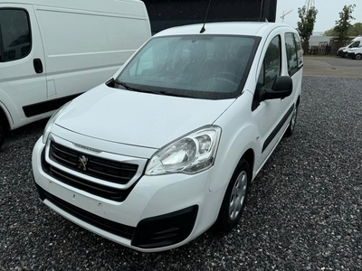 Peugeot Partner diesel 5 pl