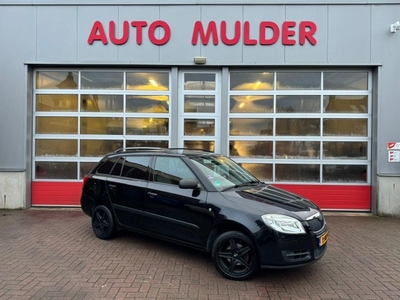 Skoda Fabia COMBI 1.2 12V GO / AIRCO PARKSENSOREN RIJKLAAR!