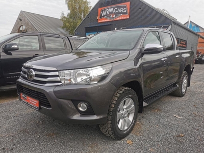 Toyota Hilux 2.4D4D UTILITAIRE en excellent état général