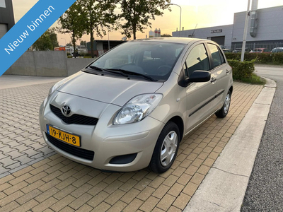 Toyota Yaris 1.0 VVTi , laag km 112000 KM, Nederlandse auto, Airco