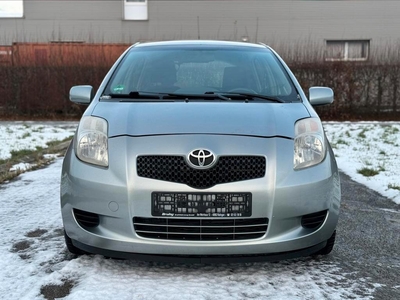 Toyota Yaris 1.3 BENZINE AUTOMAAT