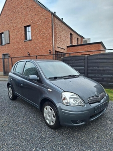 Toyota Yaris 135 000 km / benzine 1000cc