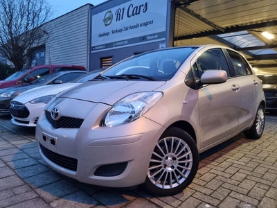 Toyota Yaris 1.3vvti/ 91.000km/Airco/2009/Ohb/1jaar garantie