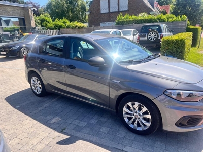 Prachtige fiat tipo met tal van optie tis voor de rappe