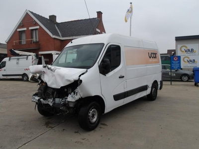 Renault Master Ongevalwagen !!!!