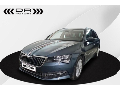 Skoda Superb COMBI 1.6TDI DSG STYLE - NAVIGATIE - LED - PAN