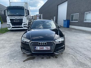 Audi A4 S-line 2.0 TDI