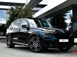 BMW X5 xDrive45e l M Sport l Pano Dak l (bj 2022, automaat)