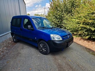 Citroën berlingo 1.4i benzine 5 zitplaatsen