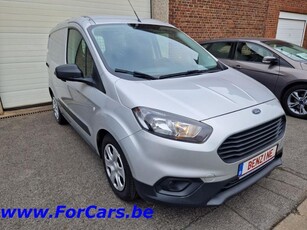 Ford Courier benzine lichte vracht. airco +1 jaar garantie