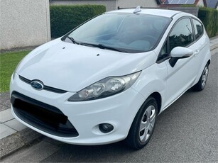 Ford fiesta 1.2 essence euro 5