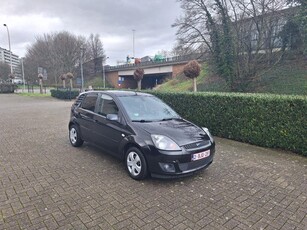 Ford fiesta 2008 1.4 benzine