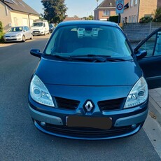 Renault scenic benzine met airco veel opties