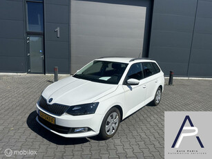 Skoda Fabia Combi 1.2 TSI Ambition stationwagen wit