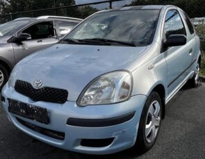 Toyota yaris 2004