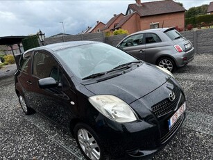 Toyota Yaris , Bwj 2007 , 1.3 Benzine , Airco