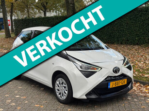 Toyota Aygo 1.0 VVT-i x-play Airco | Cruise | Apple Carplay | Achteruitrijcamera