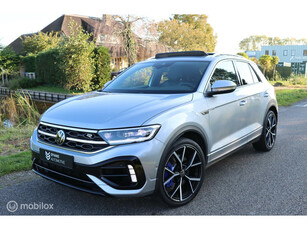 Volkswagen T-Roc 2.0 TSI 4Motion R / Pano / Akra / Navi