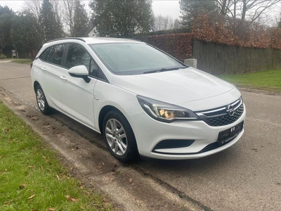 Opel Astra K 1.6 AUTOMATIQUE Hagel schade