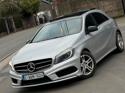 Mercedes A180//Pack Amg//Toit Pano//Cuir//Nav//Xenon//