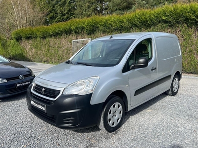 PEUGEOT PARTNER 1.6 HDi - 74.000 KM - 3 ZITPLAATSEN - BTW AF