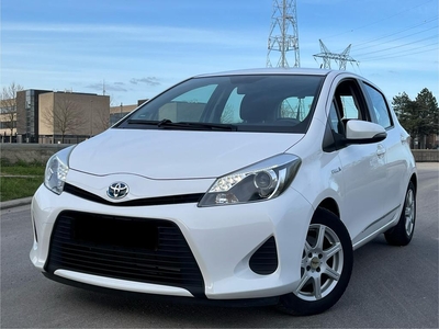 Toyota Yaris 1.5 VVT-i Hybrid //Camera Navigatie//