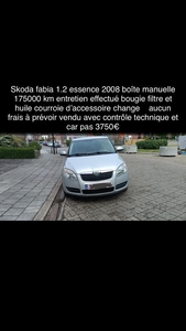 Skoda fabia 1.2 essence manuel 175000km vendu avec contrôle