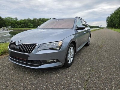 Skoda Superb combi 2.0 TDI automaat 86.000 km