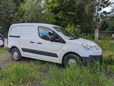 Peugeot Partner 3 zit 2012 EURO5 Diesel 1.6D Trekhaak EXPORT