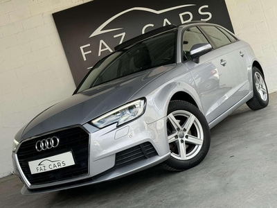 Audi A3 Sportback 1.6 TDi *1ER PROP + COCKPIT + TOIT PANO*