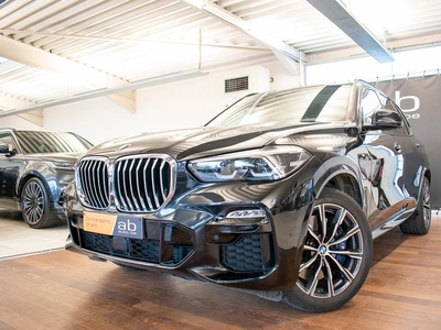 BMW X5 XDRIVE45E *M-SPORT*, AUTOM, LUCHTVER, HEAD-UP, APPLE