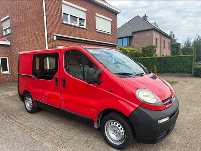 Opel vivaro 1.9dci lichtevracht rijdt perfect zomeenemen