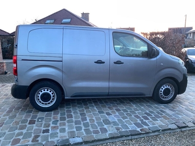 PEUGEOT EXPERT 1.5 HDI 102 PK - 3 PLAATSEN.