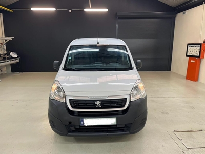 Peugeot Partner 03/2018 120.000km