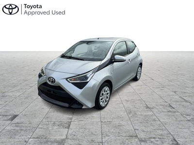 Toyota Aygo x-play2 camera+ac+carplay