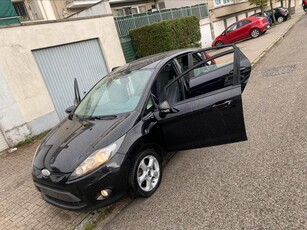 belle Ford Fiesta /1.2cc benzine️/2010/airco/Bluetooth