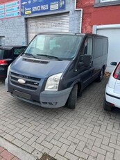 Ford Transit 2.2 Tdci double cabine prêt à immatriculer