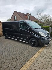 Opel Vivaro 2.5 cdti 150pk