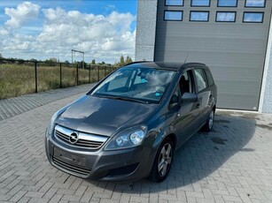 Opel zafira / 2012 / 200.000km 7 plaats /ambrias maak lawai