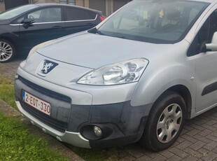 Peugeot partner tepee 1.6hdi met 186.000km kan gekeurd v.v