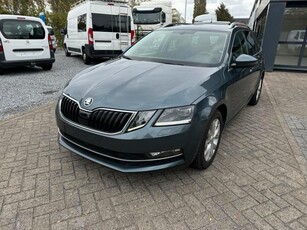 Skoda Octavia 1.6 diesel DSG !!!