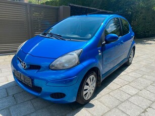 Toyota aygo 1.0 benzine met airco