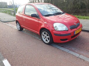 Toyota Yaris 1.0vvti Idols bj 2004