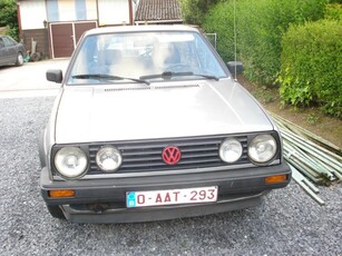 VW GOLF 2 oldtimer 1990-1300cc -schuifdak-5 vit.- GTI grill