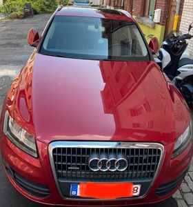 Audi Q5 2.0TFSI QUATTRO PANOM SPORTIS